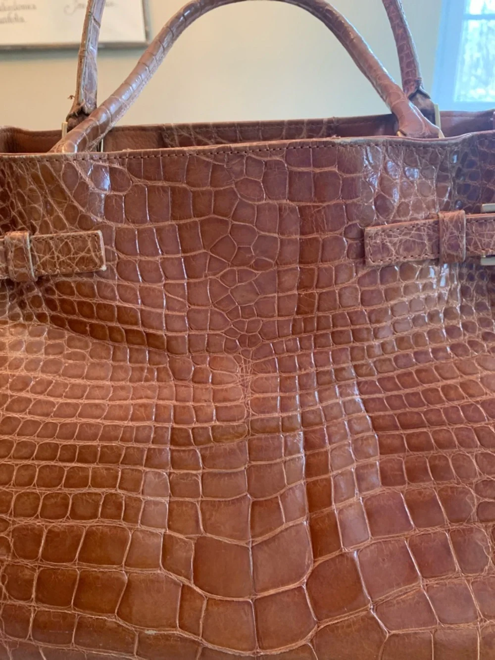 SUZANNE NEW YORK CROCODILE EMBOSSED HANDBAG CARAMEL LARGE
